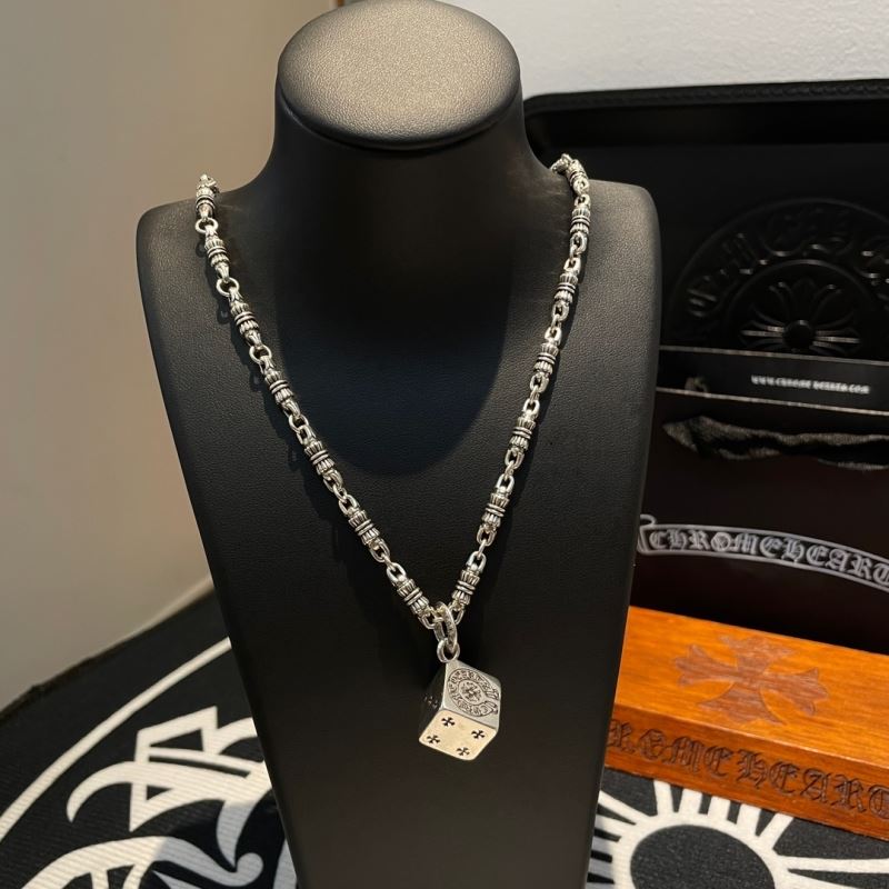 Ch*0me He**ts necklaces